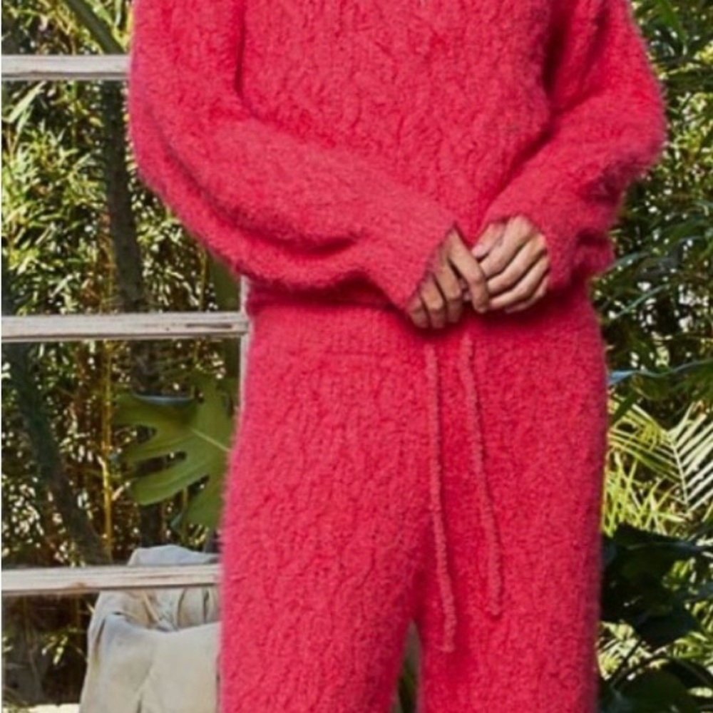 POL Set-Cozy Red Women's Sweater and Pants